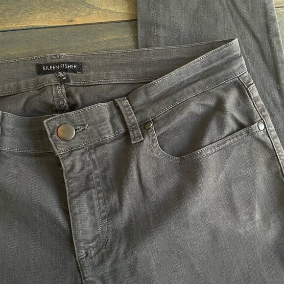 Eileen Fisher Gray Mid-Rise Tapered Leg Jeans Women Size 10 w/28" Inseam (D6) - Picture 3 of 12